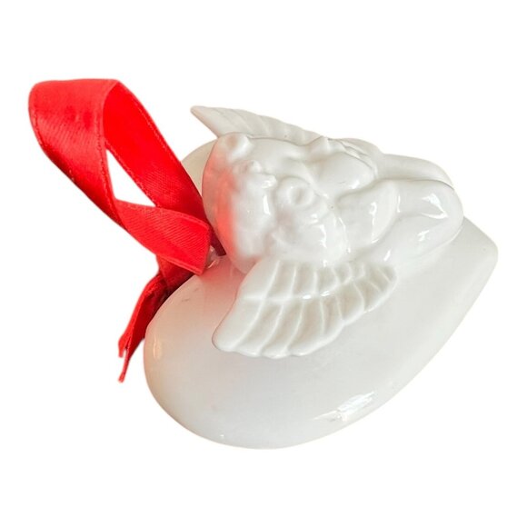 Vtg Fine Bone China Cherub Angel on Heart Ornament with Red Satin Ribbon 3"X3" - Picture 3 of 7